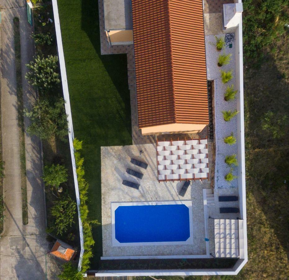 Villa Village Idylle With Heated Pool, Sauna, Jacuzzy And Private Parking Sukosan Bagian luar foto